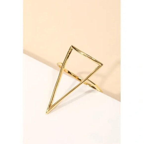 ($7) Triangular Thoughts Ring - Picture 1 of 2